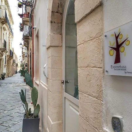 Apartman Esperetusa House *