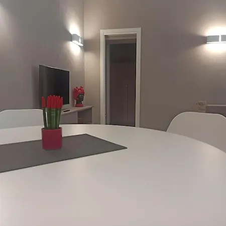 Esperetusa House *